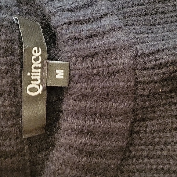Quince Fisherman Cashmere Sweater Black - Picture 6 of 8
